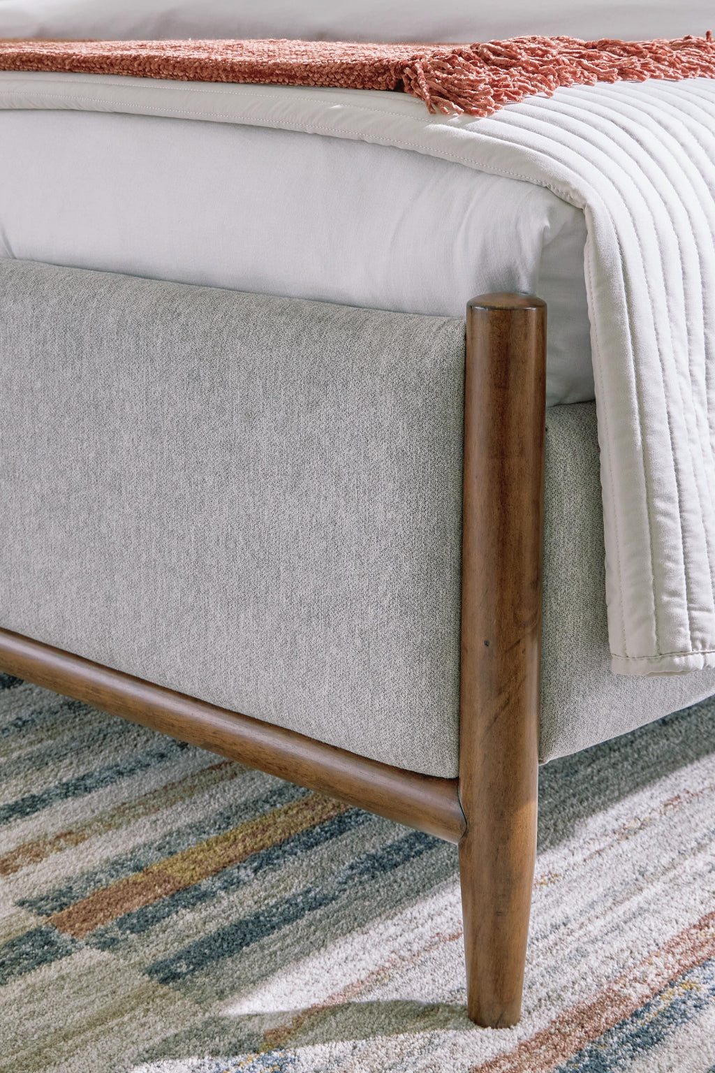 Lyncott California King Upholstered Bed in Brown, detail view
