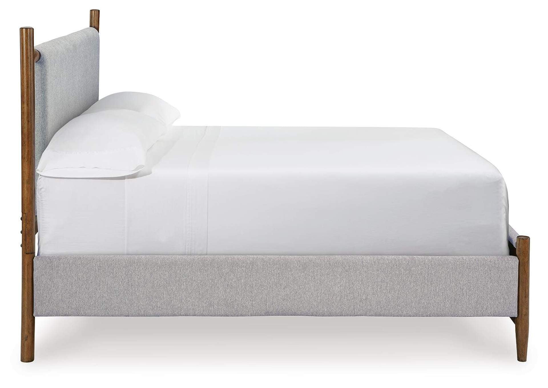Lyncott King Upholstered Bed with Mirrored Dresser and Nightstand side view