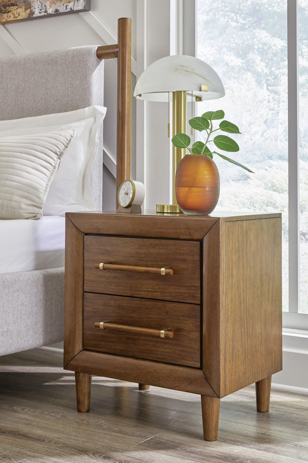 Lyncott Nightstand in Brown, alternate view 3