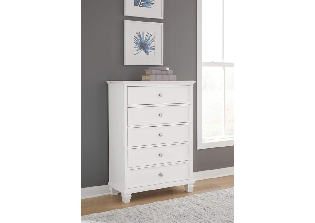 Fortman Queen Panel Bed with Mirrored Dresser and Chest