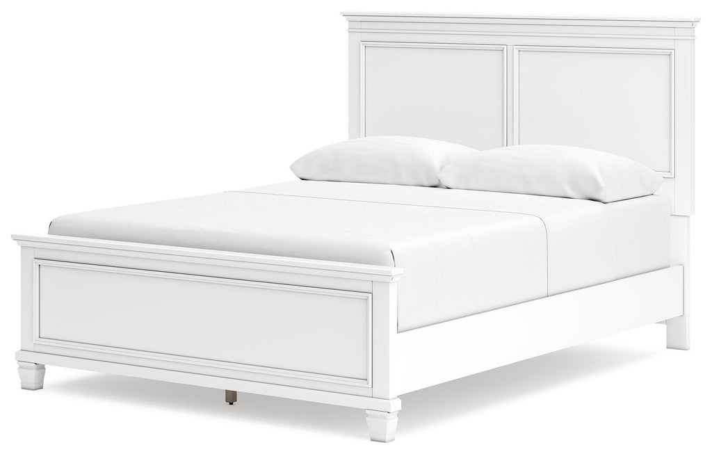 Fortman Queen Panel Bed in White, angle view