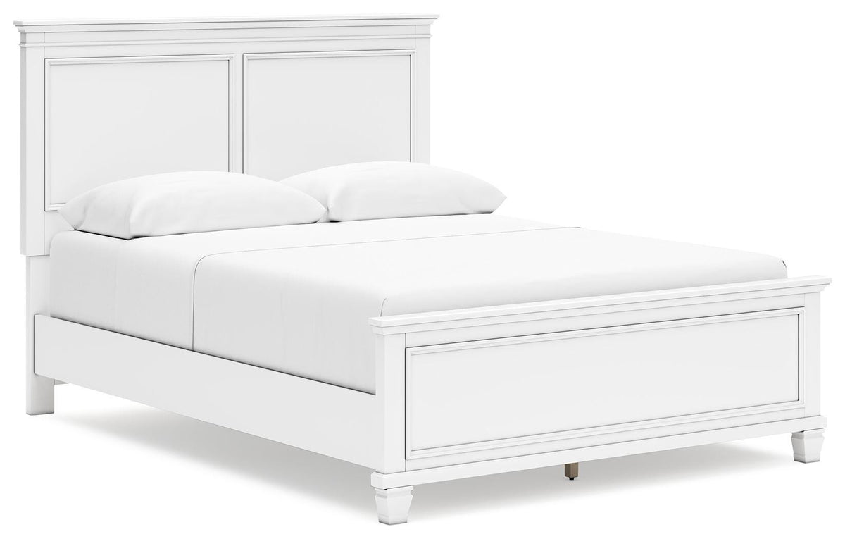 Fortman Queen Panel Bed in White, angle view