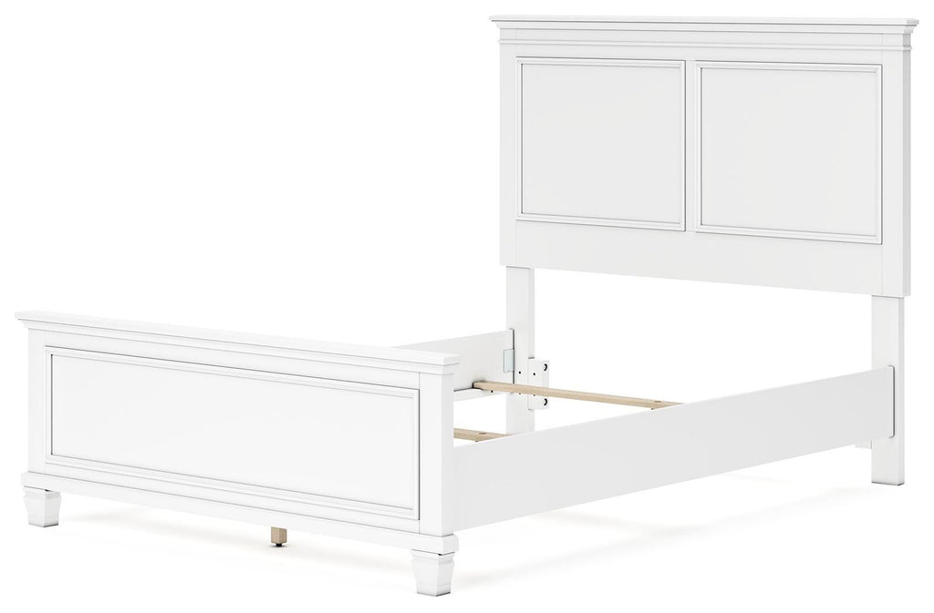 Fortman Full Panel Bed in White, angle view