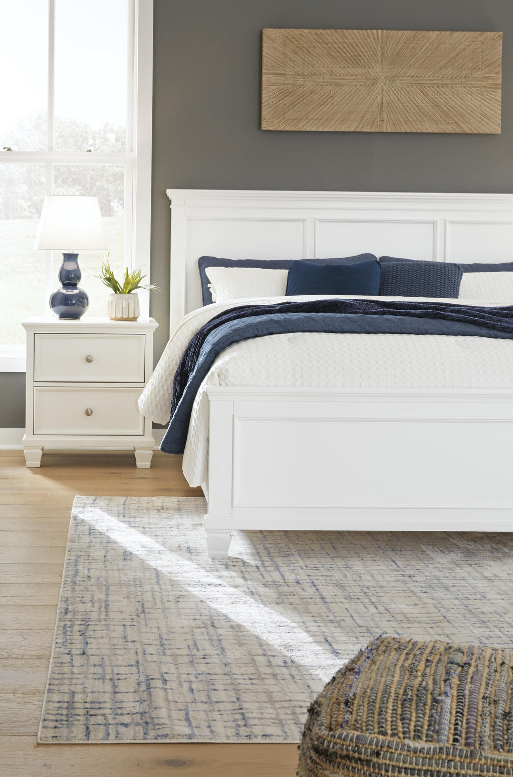 Fortman King Panel Bed in White, lifestyle view