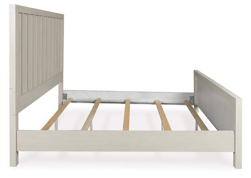 Shaybrock California King Panel Bed, Dresser and 2 Nightstands side view