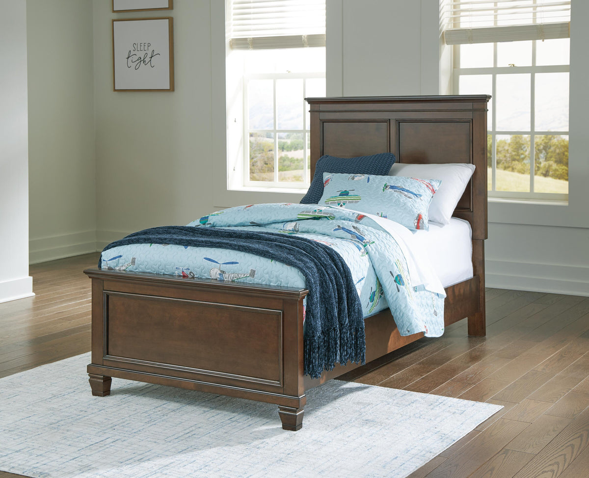 Danabrin Twin Panel Bed in Brown, alternate view 2