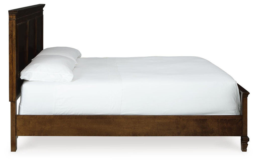 Danabrin King Panel Bed in Brown, side view