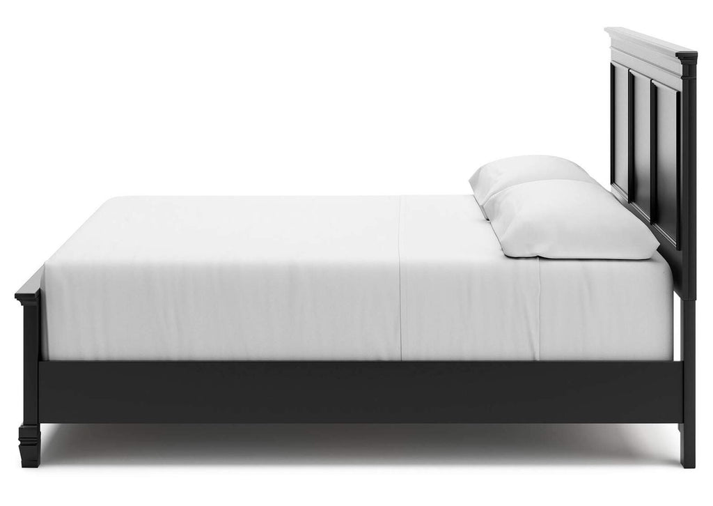 Lanolee King Panel Bed with Mirrored Dresser and 2 Nightstands side view
