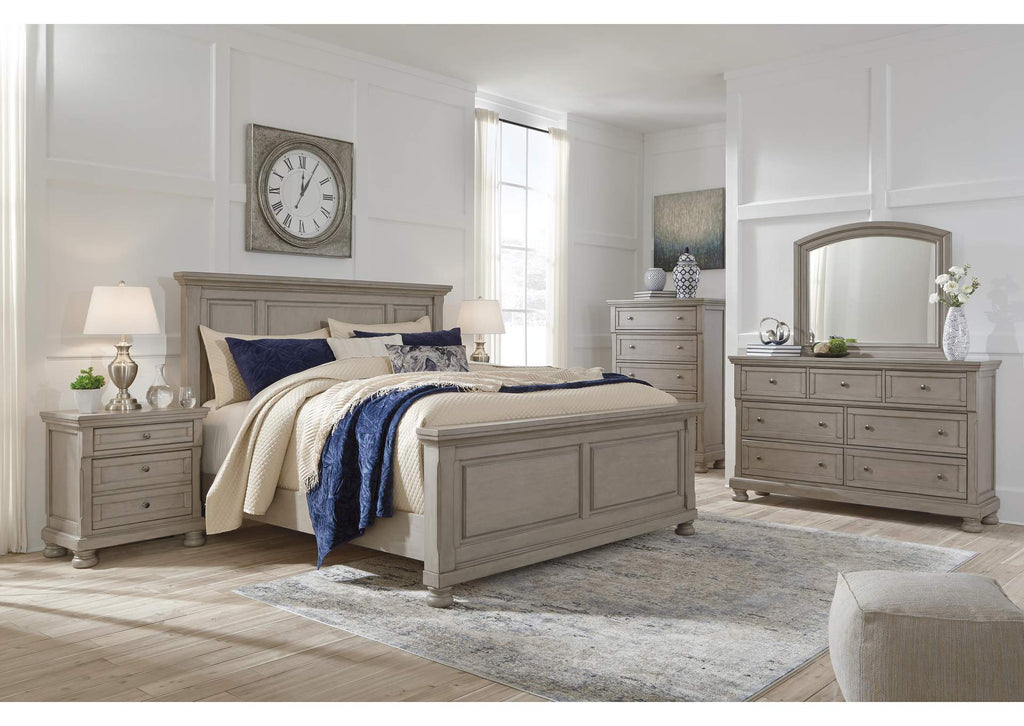 Lettner King Panel Bed with Mirrored Dresser and 2 Nightstands