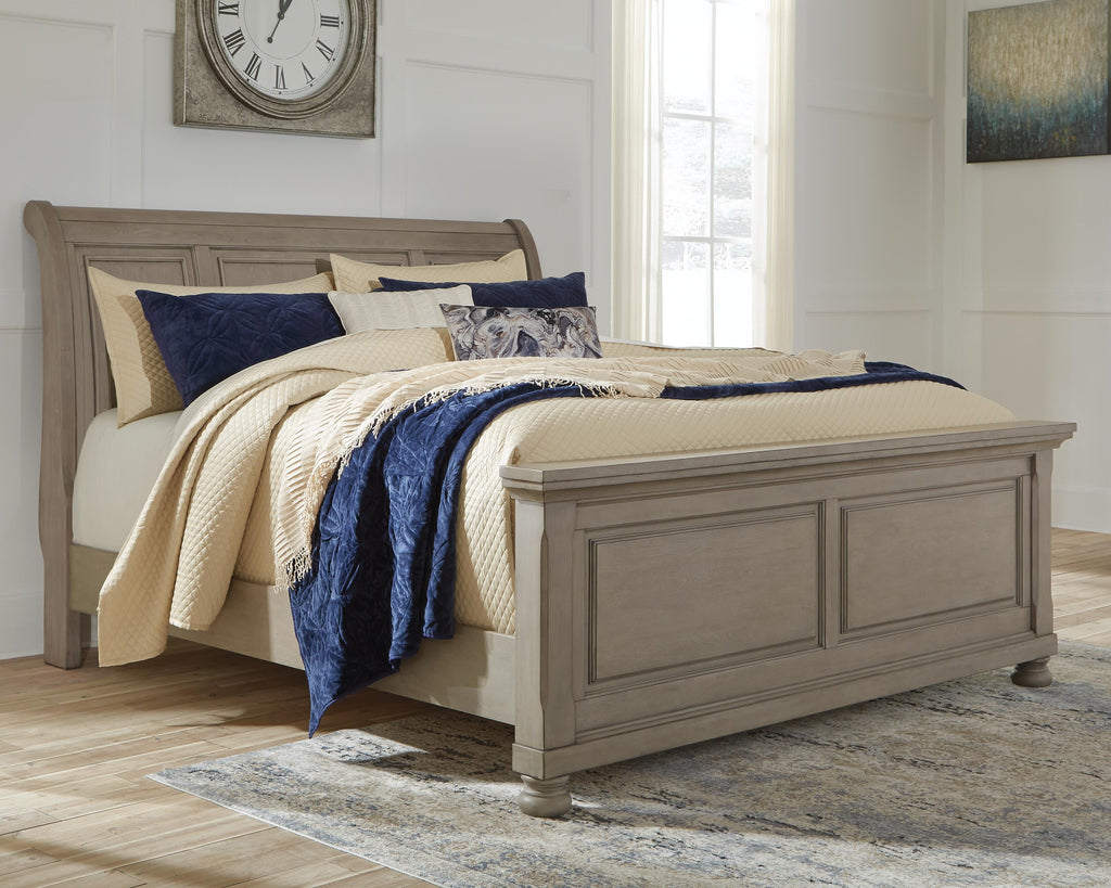 Lettner King Sleigh Bed in Light Gray, lifestyle view