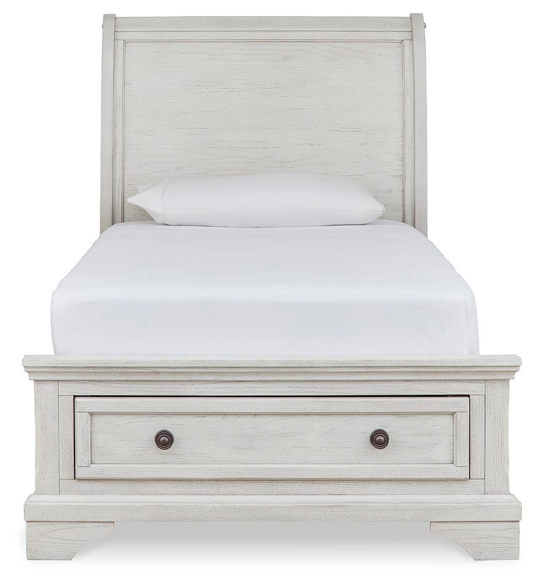 Robbinsdale Twin Sleigh Storage Bed in Antique White, front view