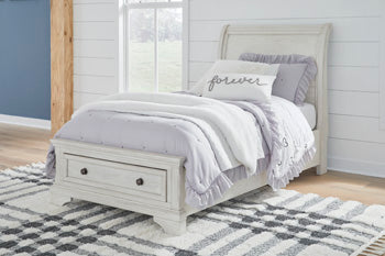 Robbinsdale Twin Sleigh Storage Bed in Antique White