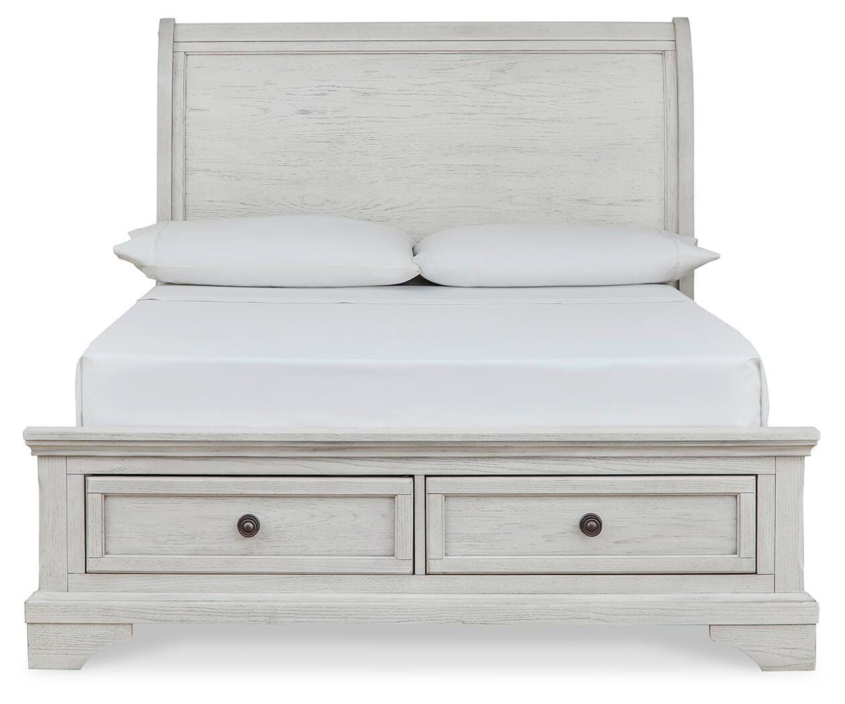 Robbinsdale Full Sleigh Storage Bed in Antique White, front view