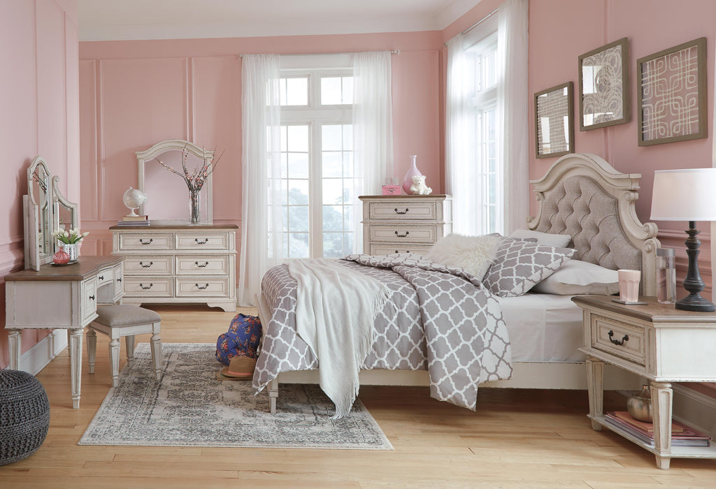 Realyn Nightstand - image 10