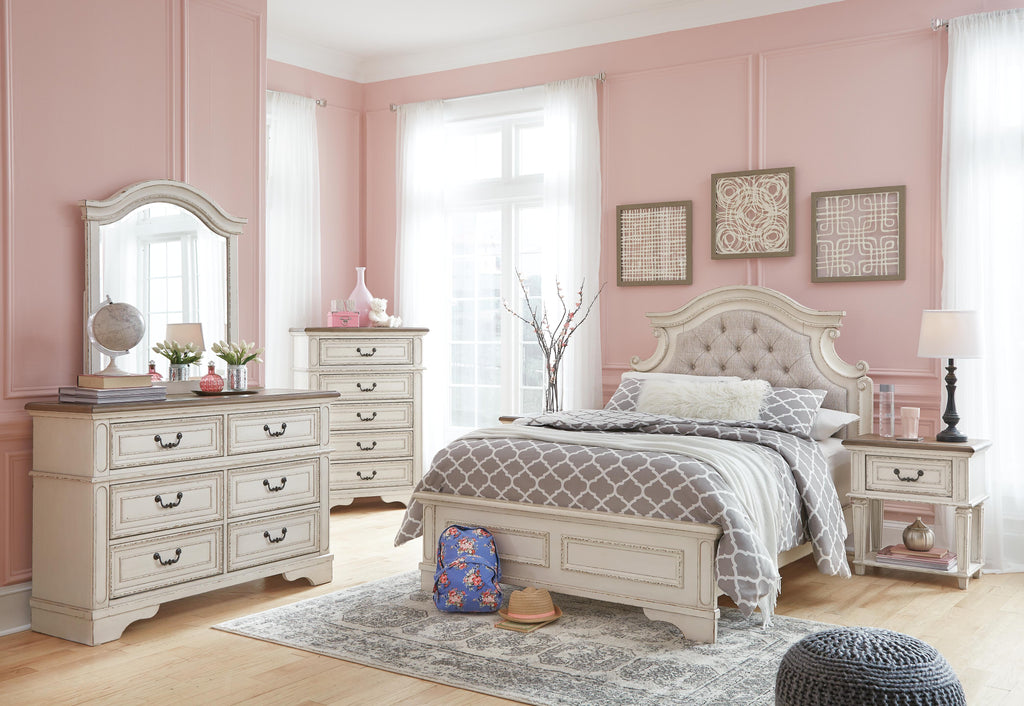 Realyn Nightstand - image 9