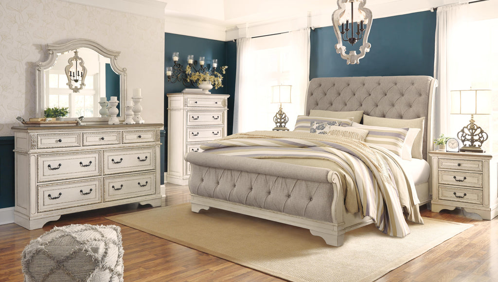 Realyn King Sleigh Bed in Chipped White, alternate view 10