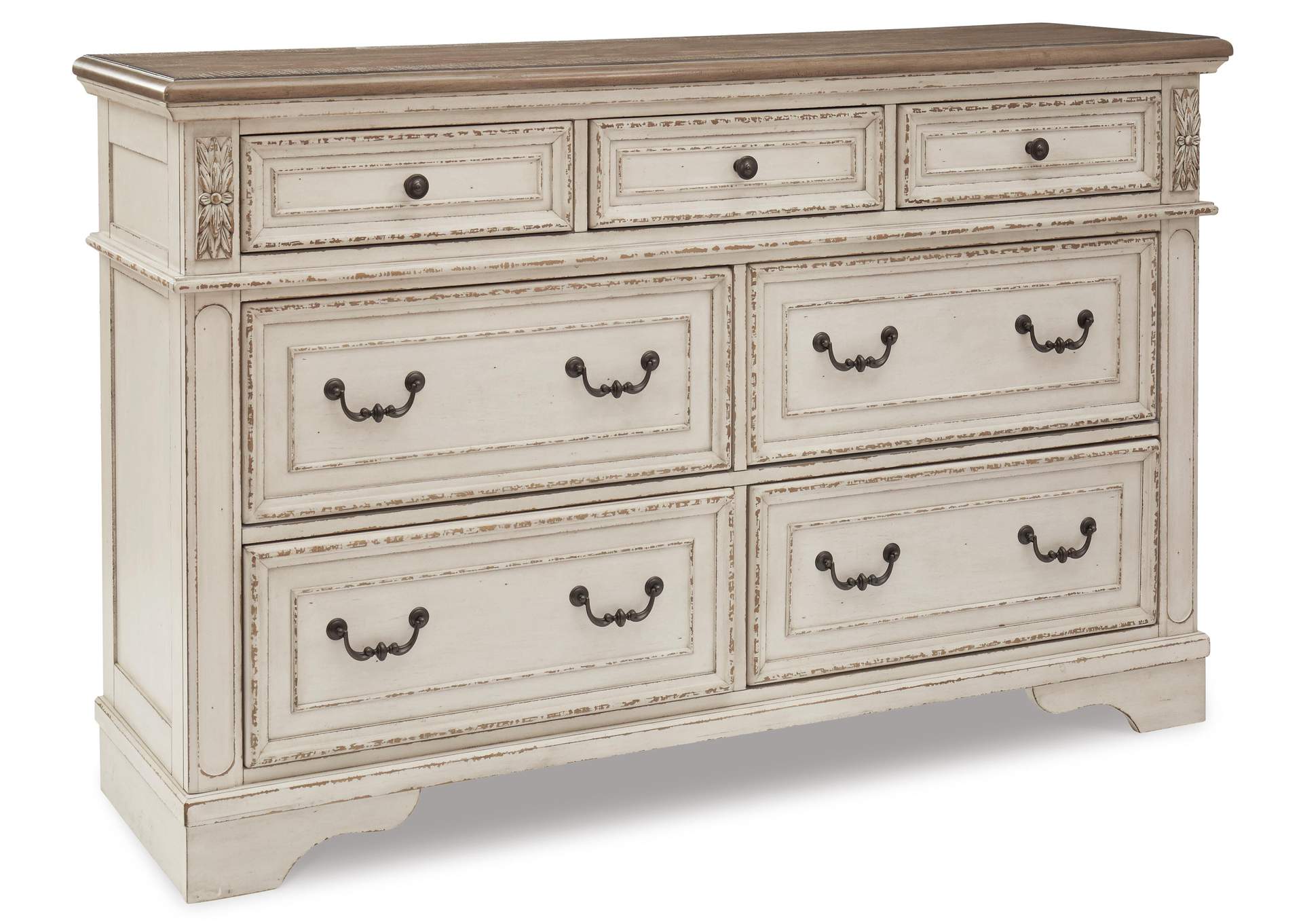 Realyn King Sleigh Bed with Dresser angled view
