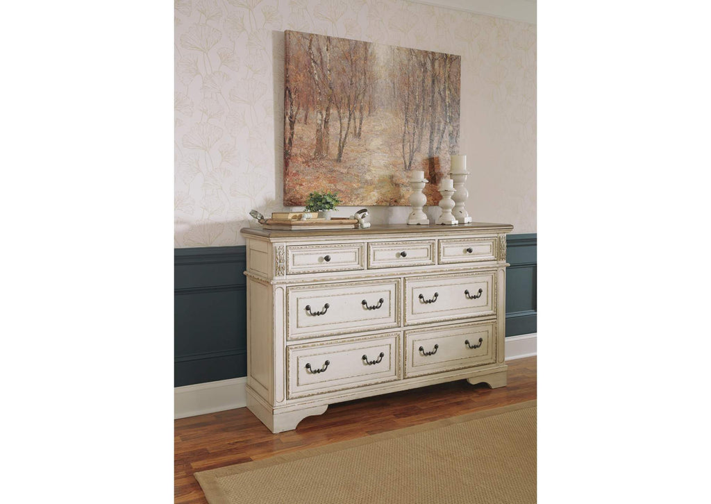 Realyn California King Upholstered Panel Bed with Dresser