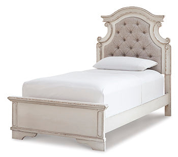 Realyn Twin Panel Bed - image 18