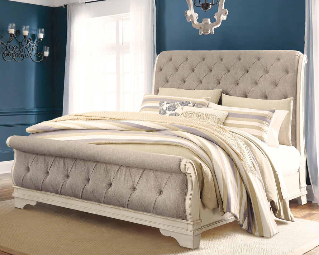 Realyn King Sleigh Bed in Chipped White, lifestyle view