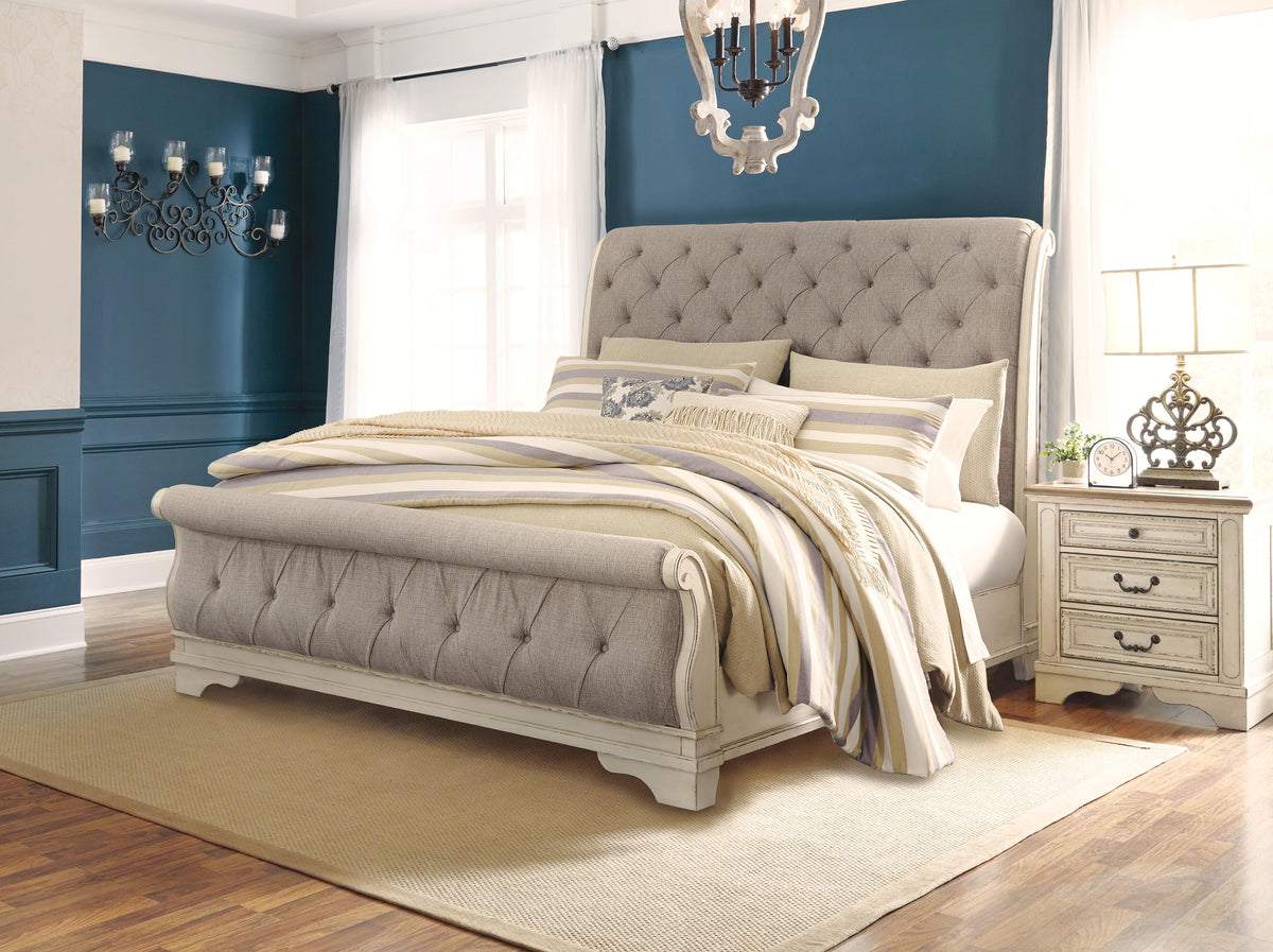 Realyn California King Sleigh Bed in Chipped White, alternate view 9