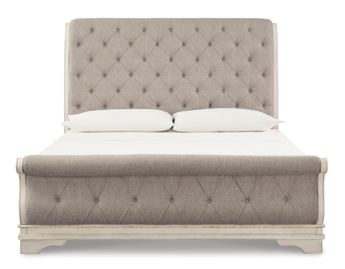 Realyn California King Sleigh Bed in Chipped White, front view