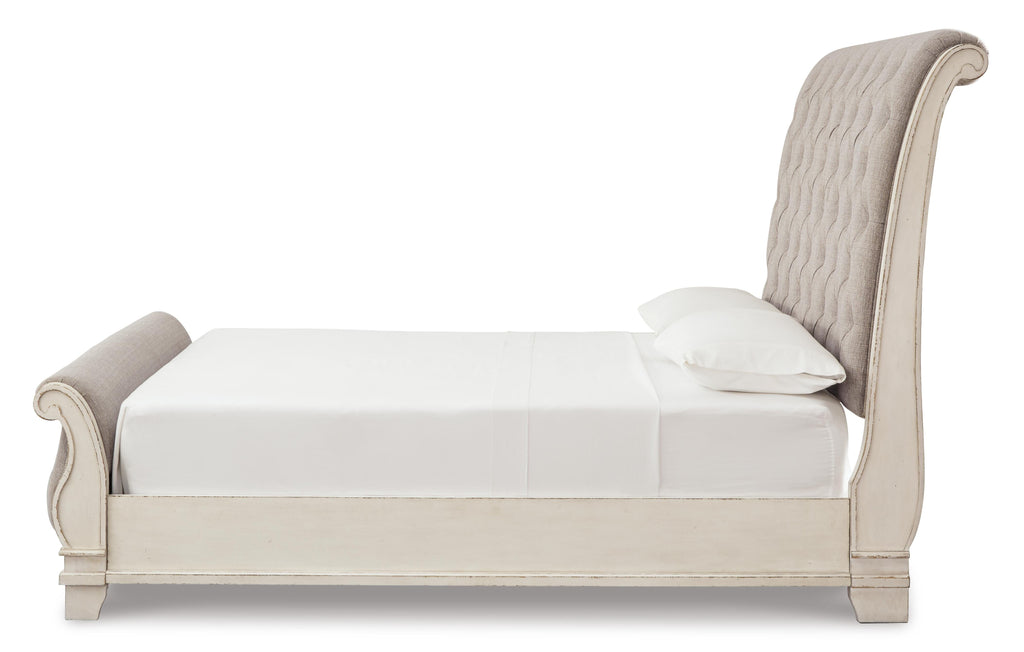Realyn King Sleigh Bed in Chipped White, side view
