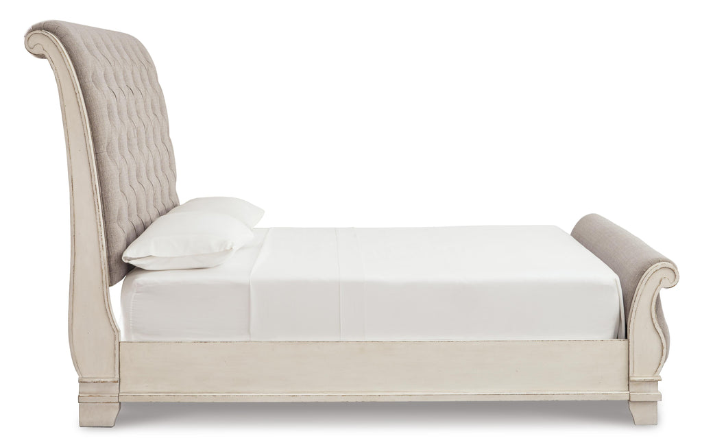 Realyn King Sleigh Bed in Chipped White, side view