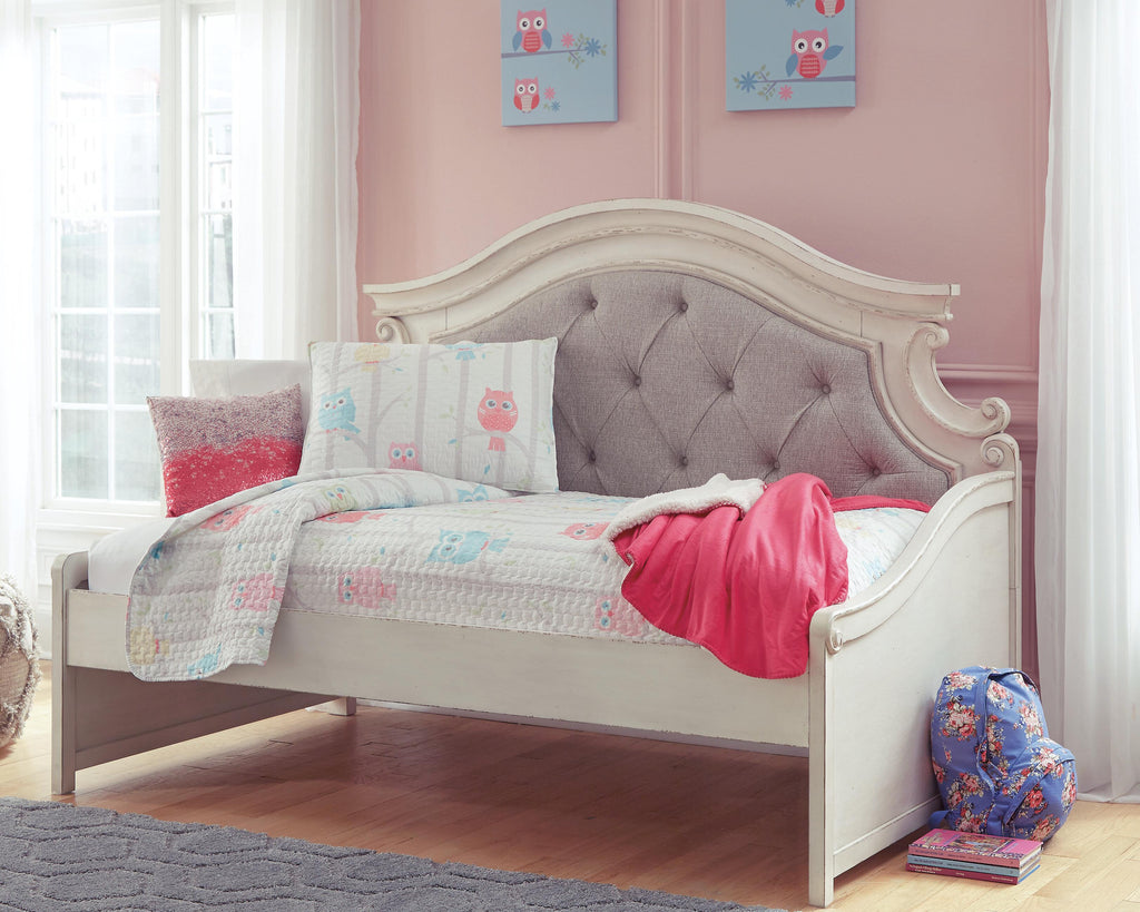 Realyn Twin Daybed with 1 Large Storage Drawer - image 15