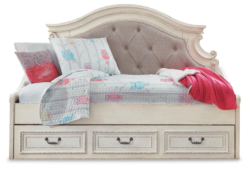 Realyn Twin Day Bed in Chipped White, front view
