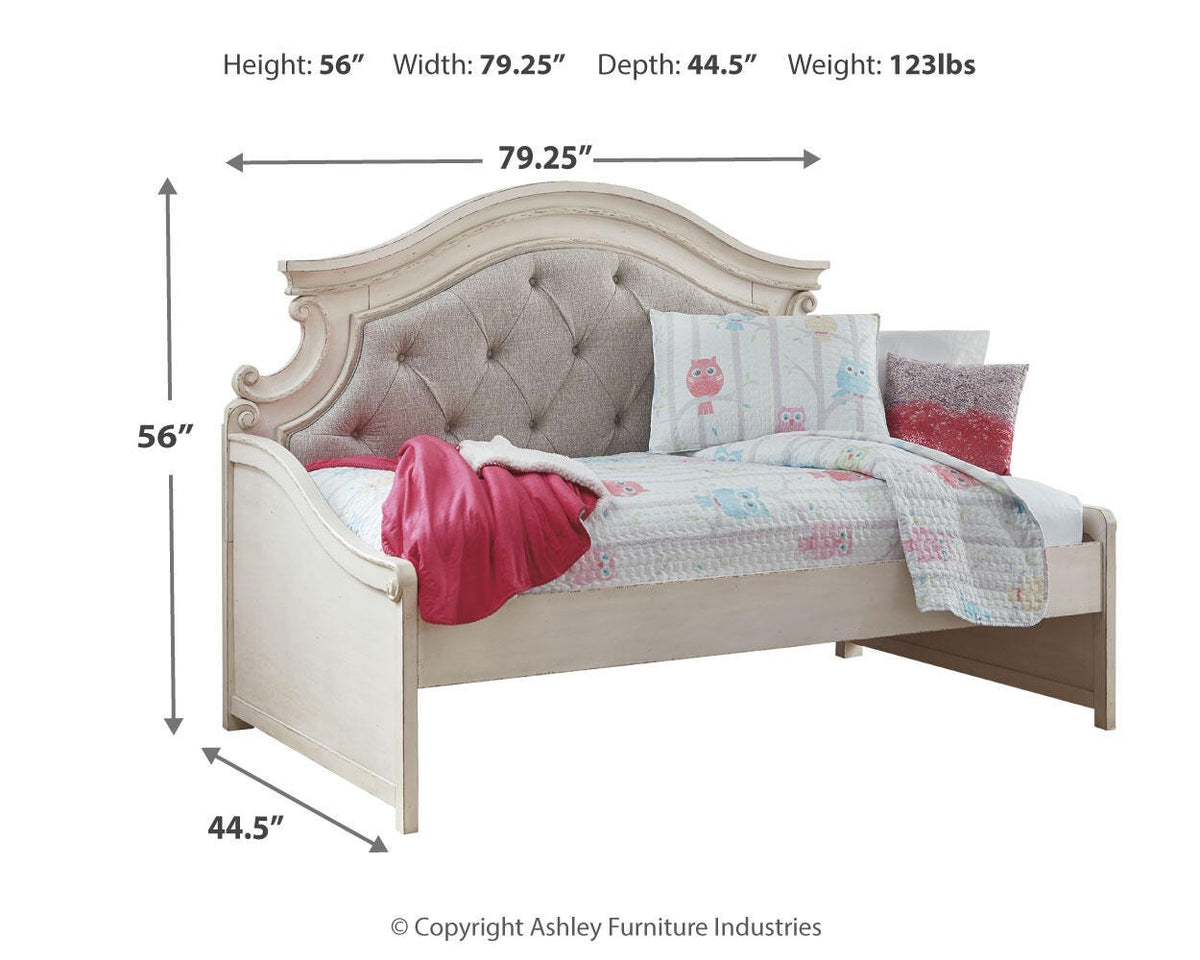 Realyn Twin Day Bed in Chipped White, alternate view 8