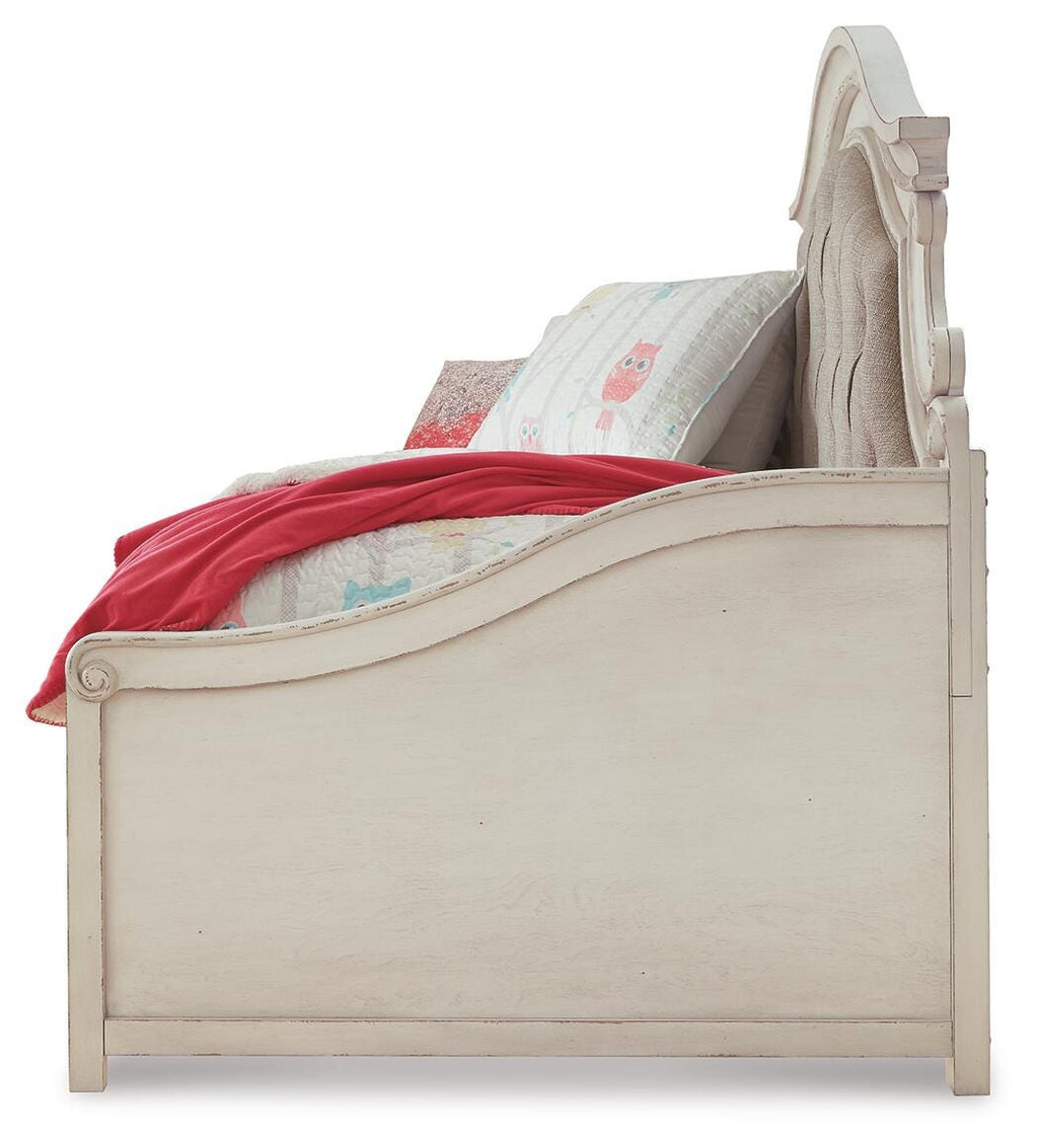 Realyn Twin Daybed with 1 Large Storage Drawer - image 4