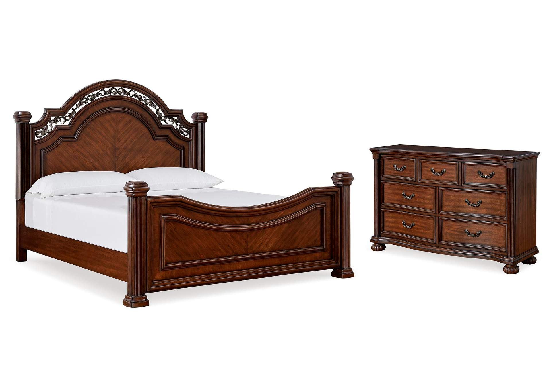 Lavinton Queen Poster Bed with Dresser