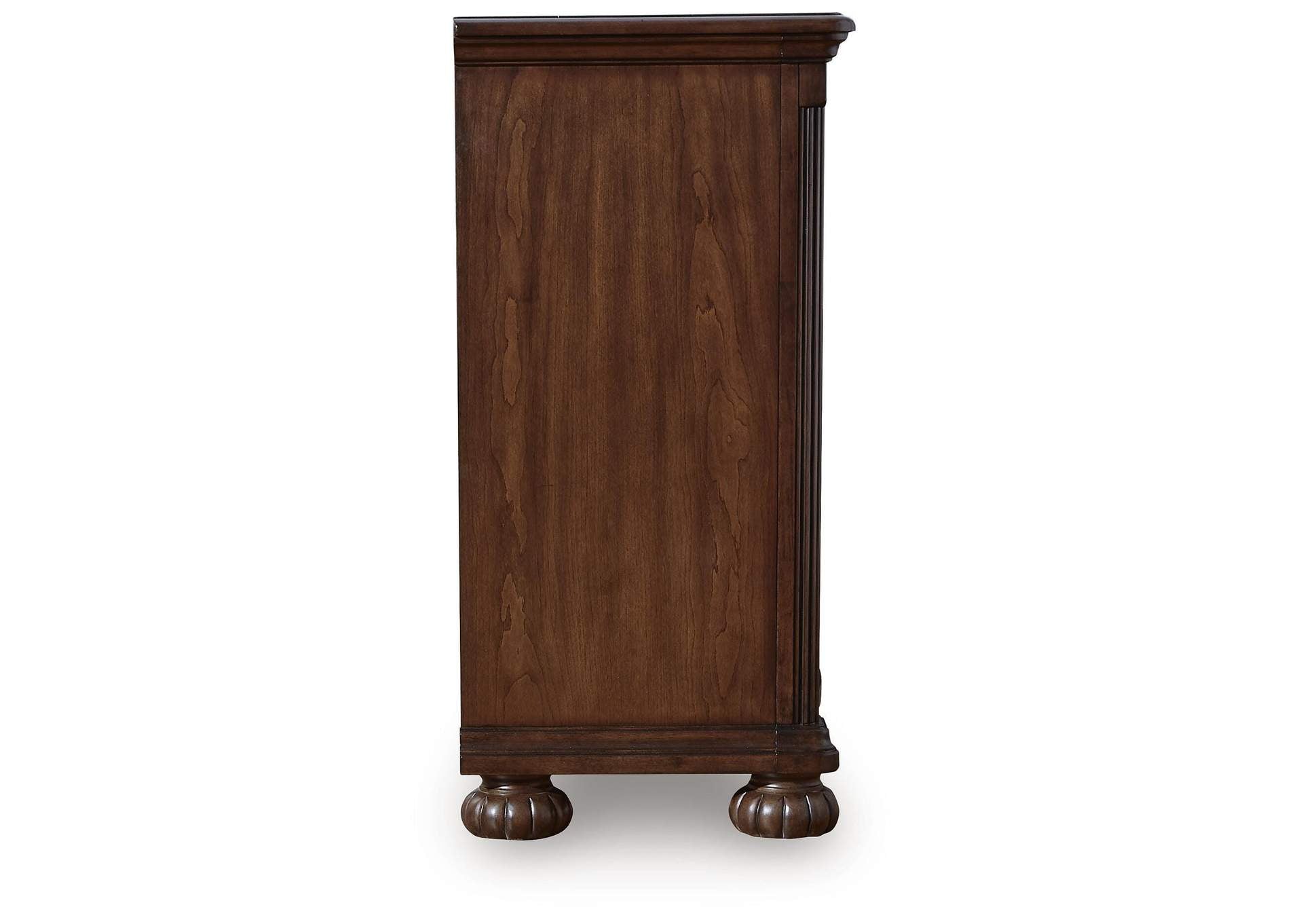 Lavinton King Poster Bed with Dresser side view