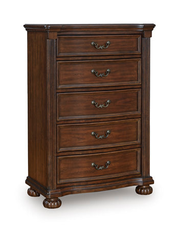 Lavinton Chest of Drawers in Brown, closed view