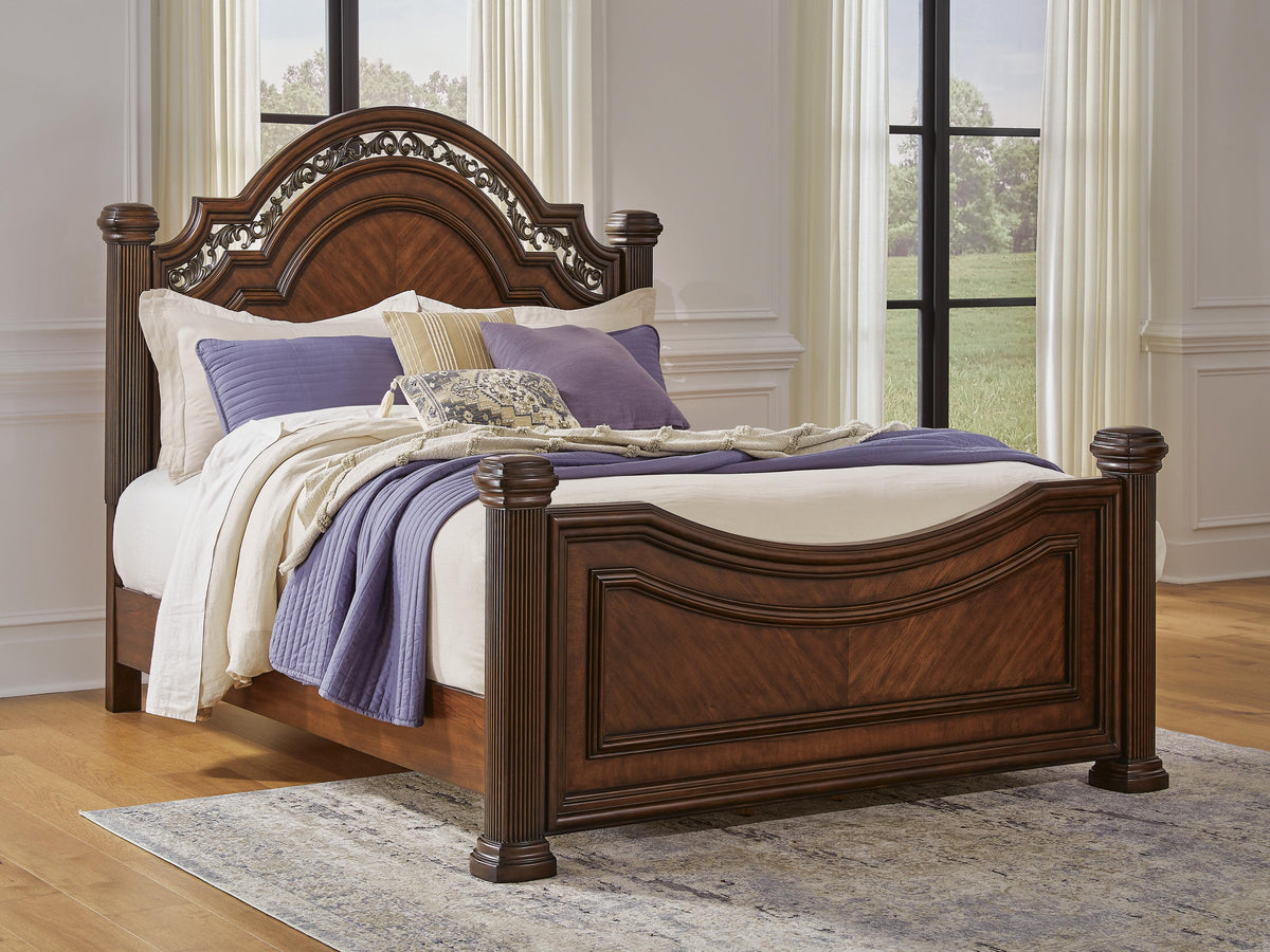 Lavinton Queen Poster Bed - image 1