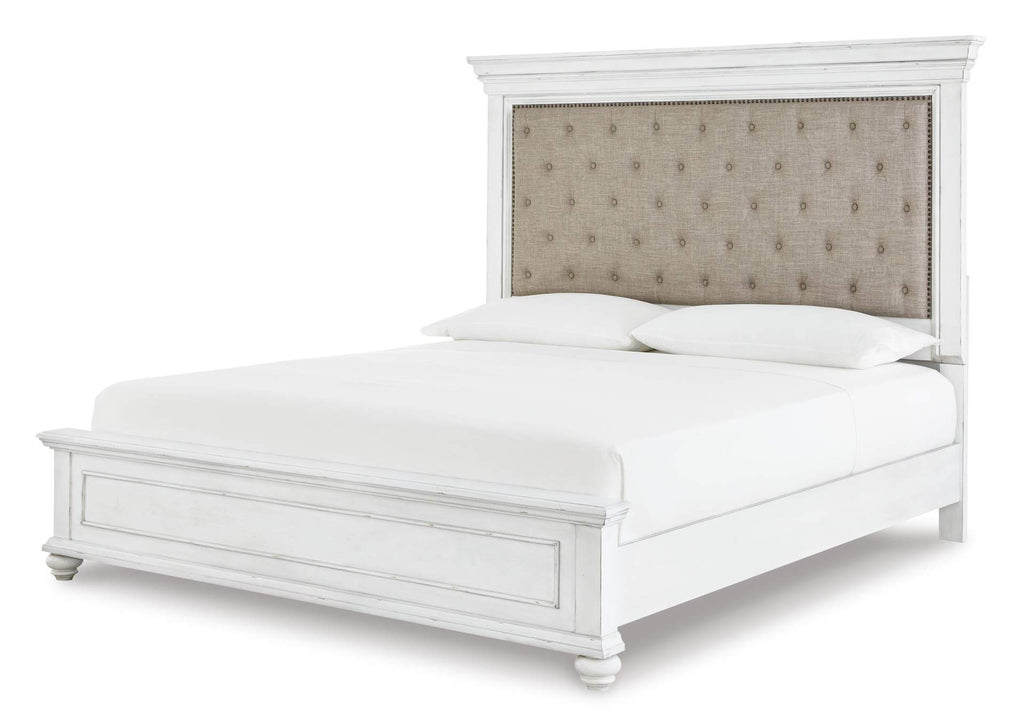 Kanwyn Queen Panel Bed with Mirrored Dresser and Chest angled view