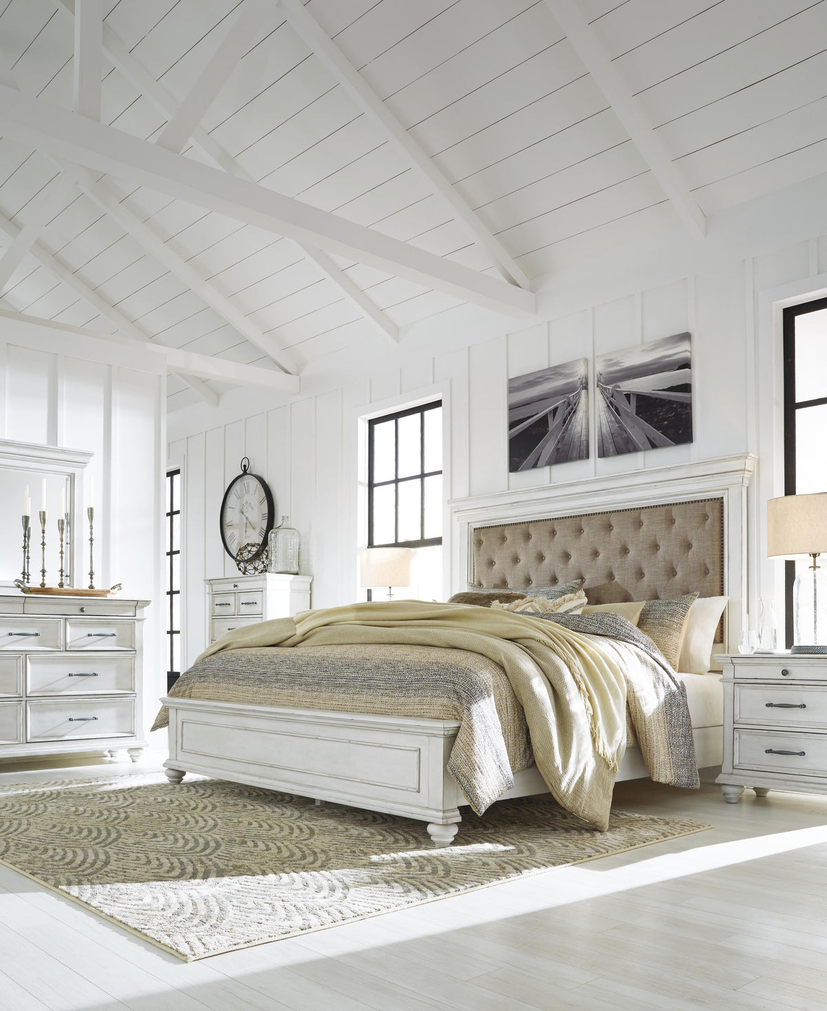 Kanwyn King Panel Bed - image 9