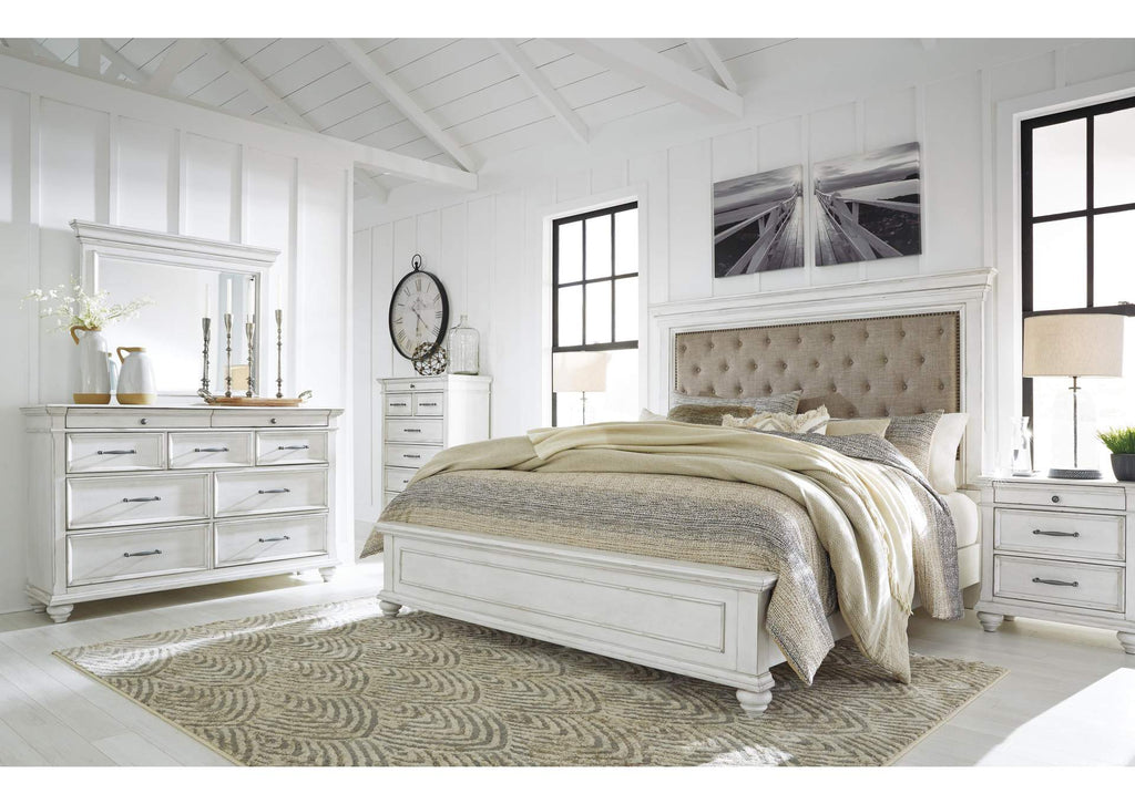 Kanwyn Queen Panel Bed with Mirrored Dresser, Chest and Nightstand