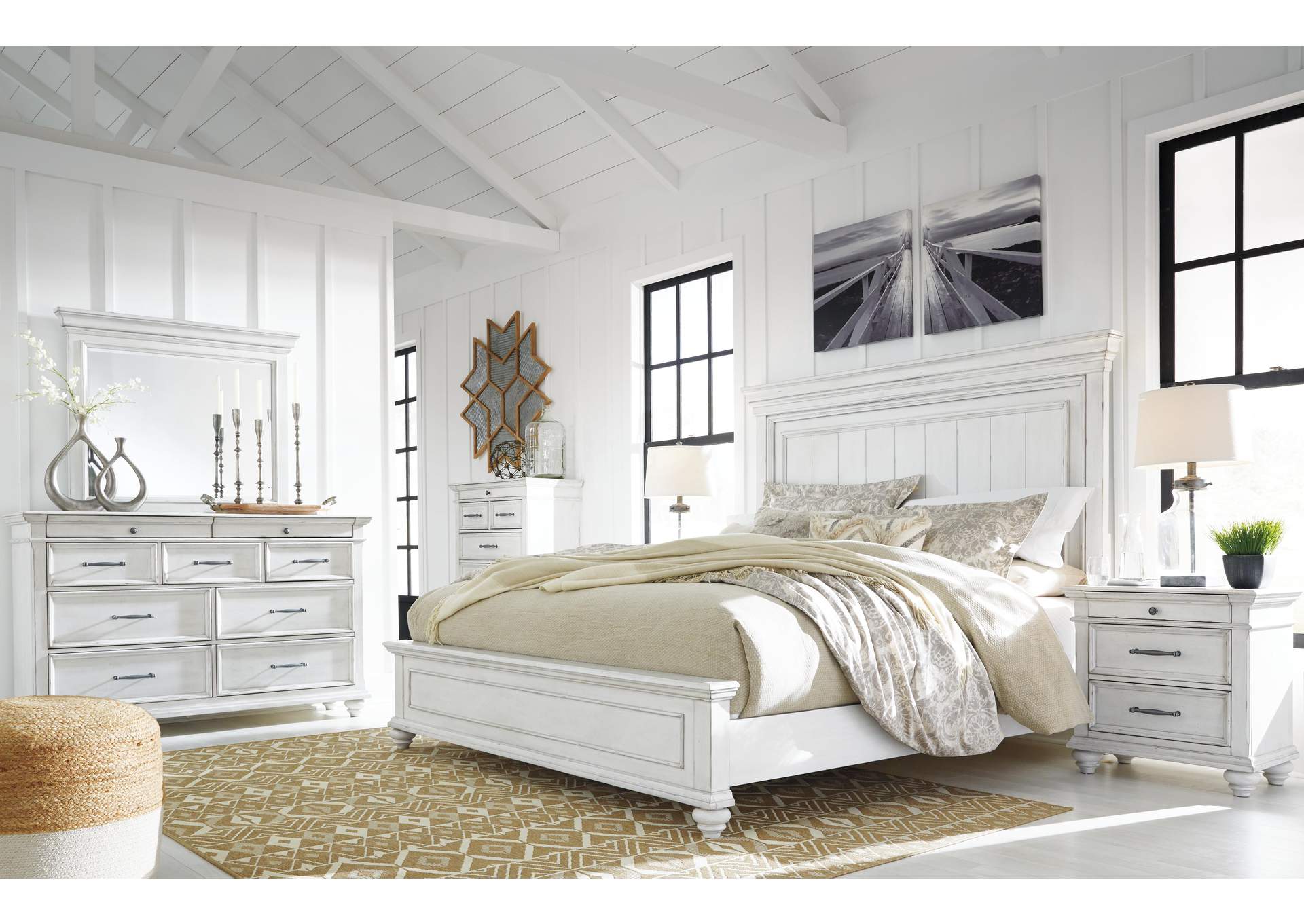 Kanwyn Queen Panel Bed with Dresser