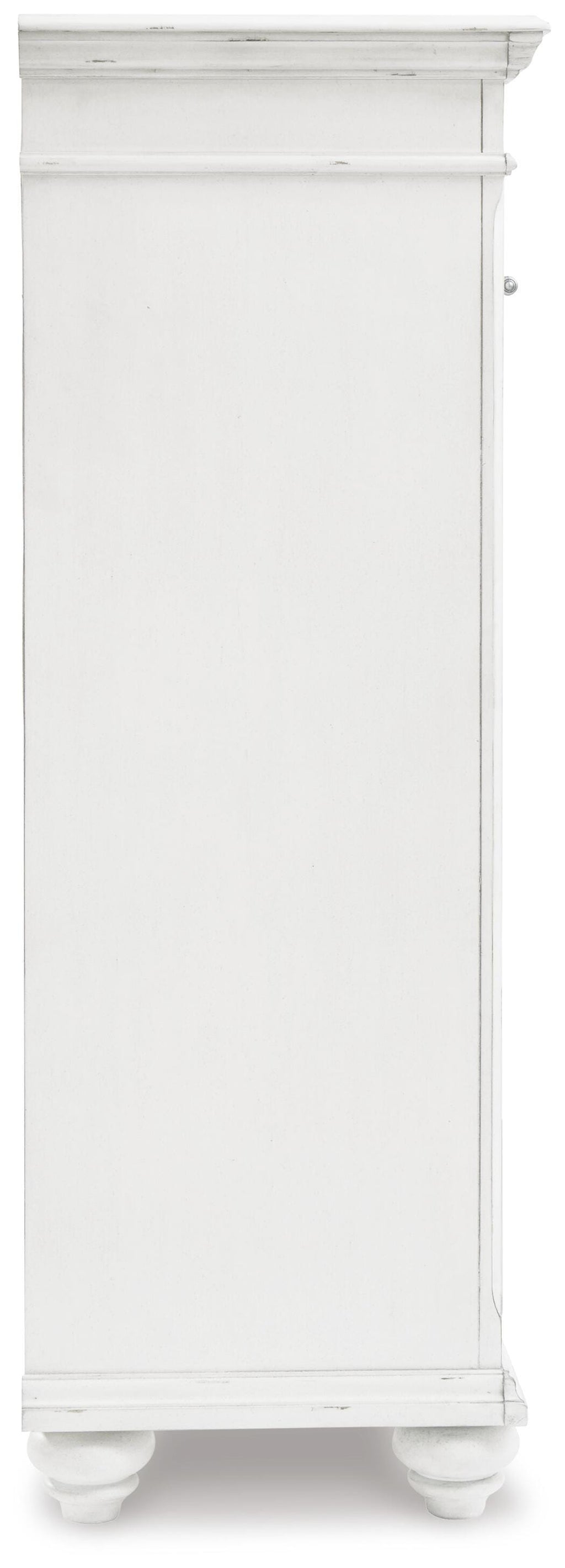 Kanwyn Chest of Drawers in Whitewash, side view