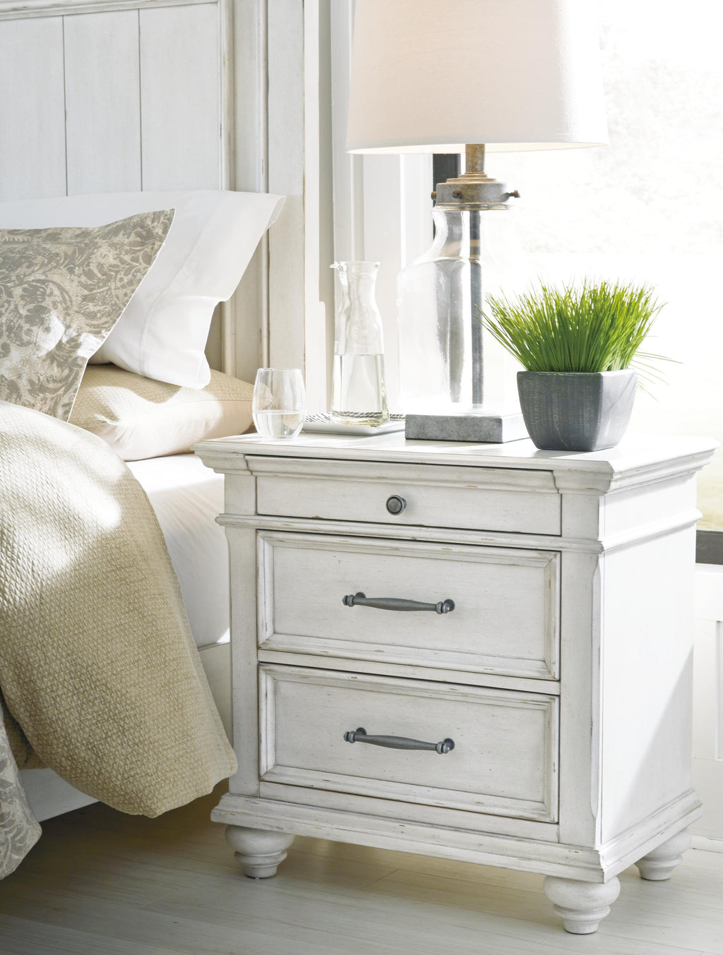 Kanwyn Nightstand in Whitewash, alternate view 3