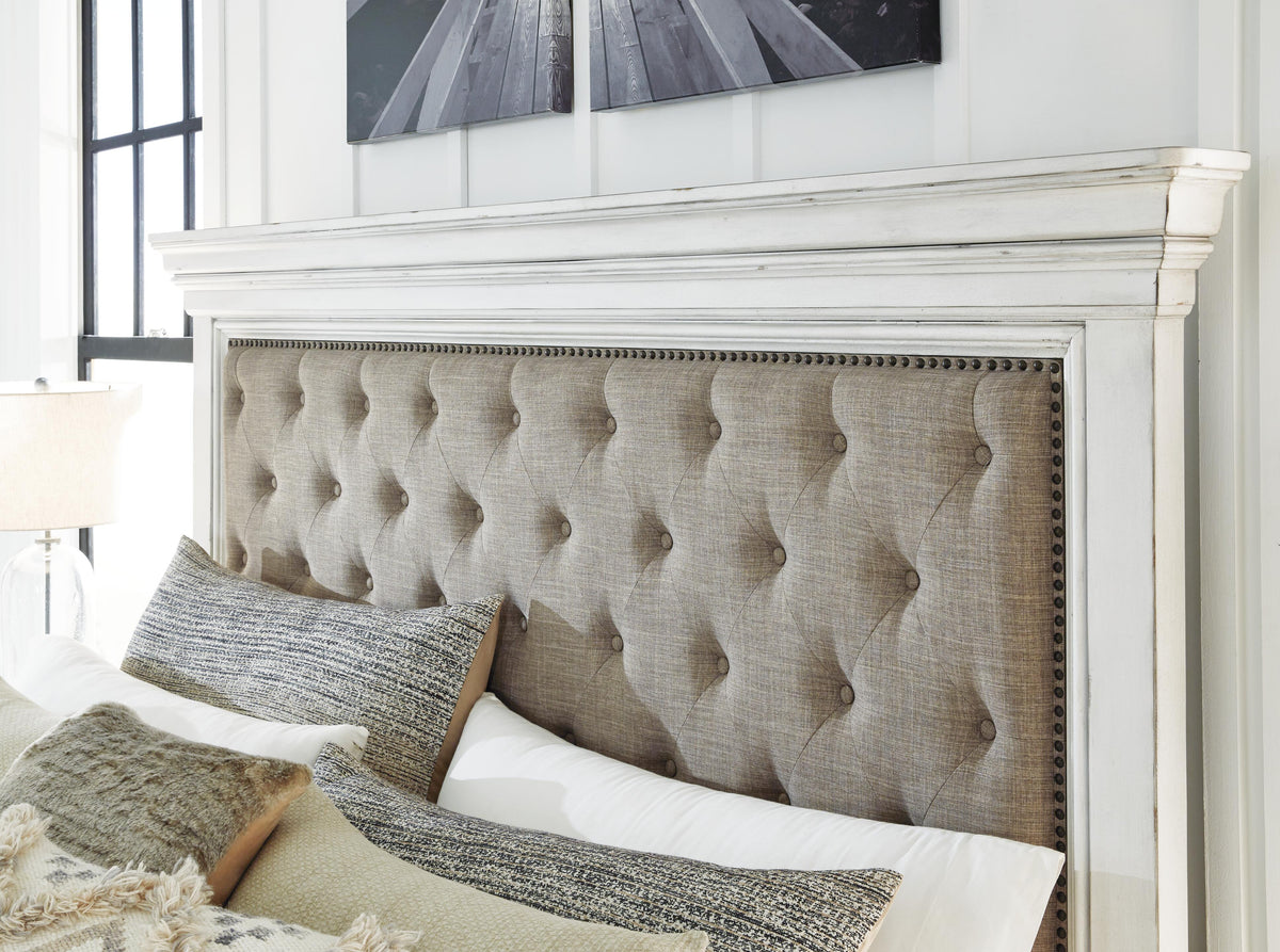 Kanwyn King Panel Bed - image 4
