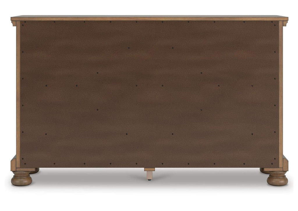 Vandenmore King Panel Bed with Dresser