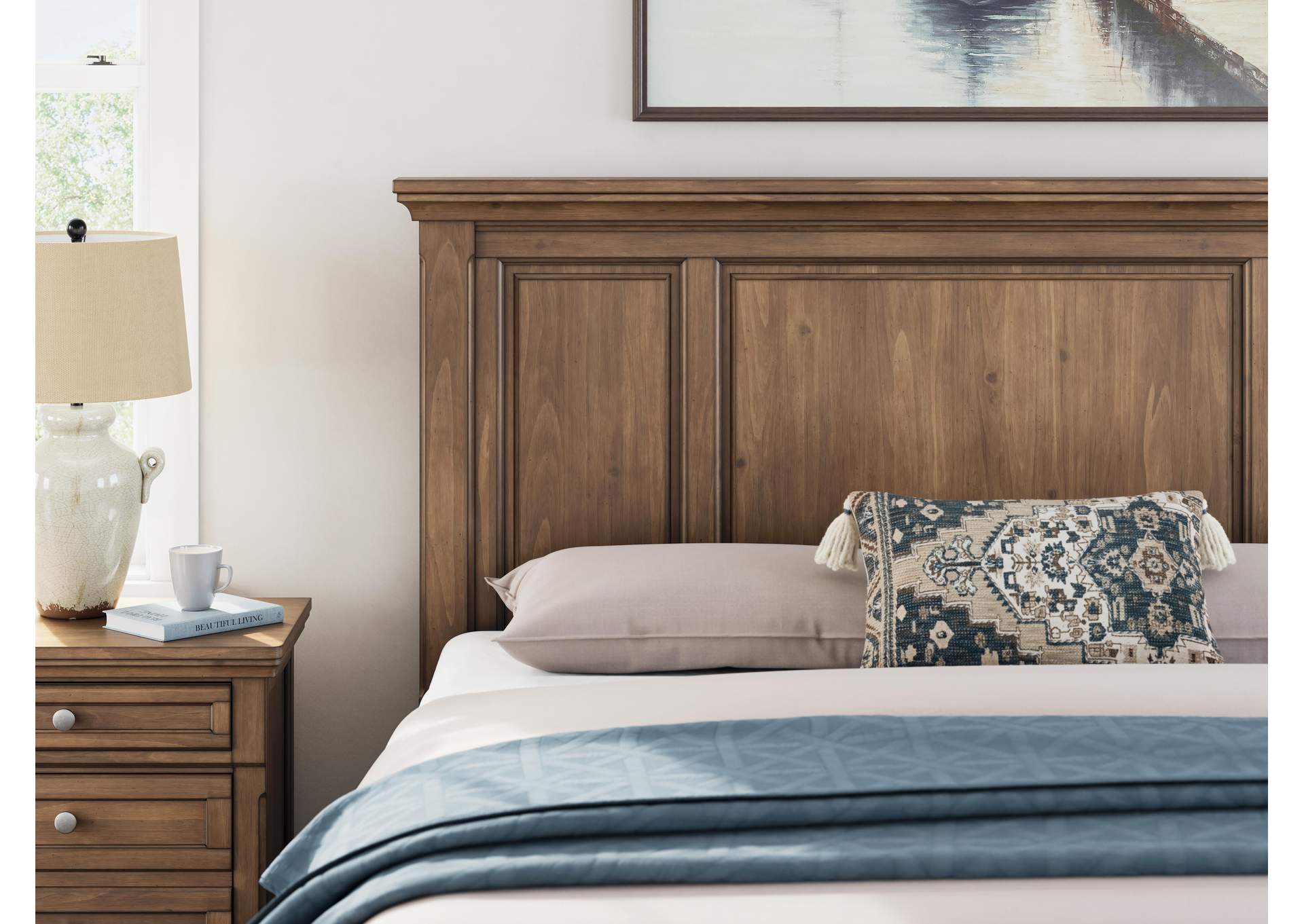 Vandenmore California King Panel Bed with Mirrored Dresser, Chest and 2 Nightstands detail