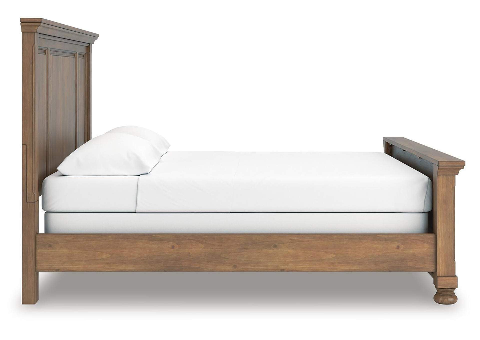 Vandenmore California King Panel Bed with Dresser and Nightstand side view