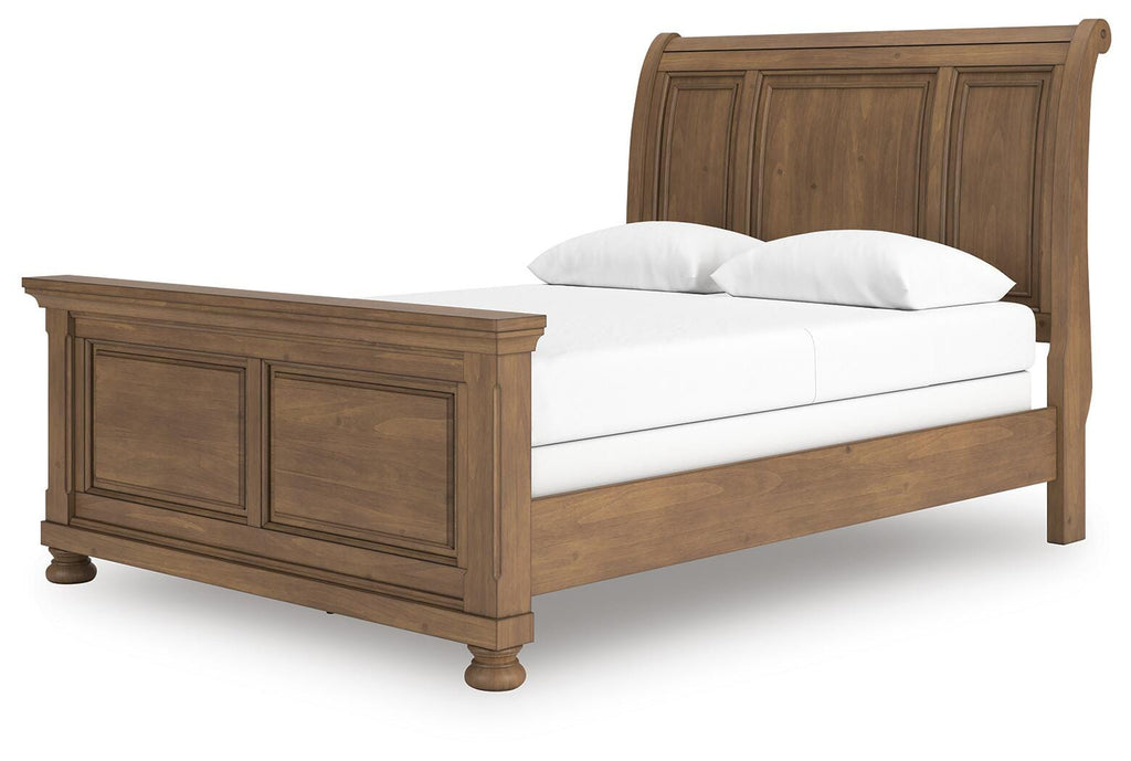 Feddinger Queen Sleigh Bed in Medium Brown, angle view