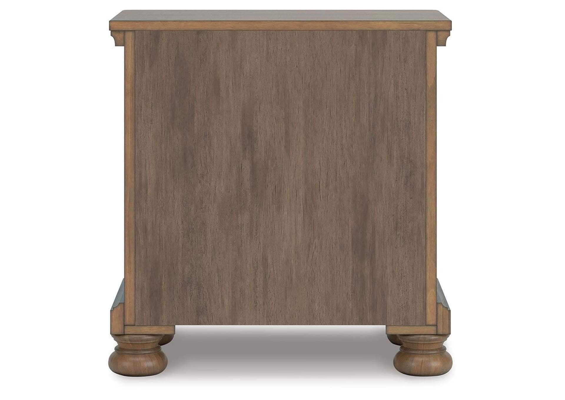 Vandenmore King Panel Bed with Dresser and Nightstand