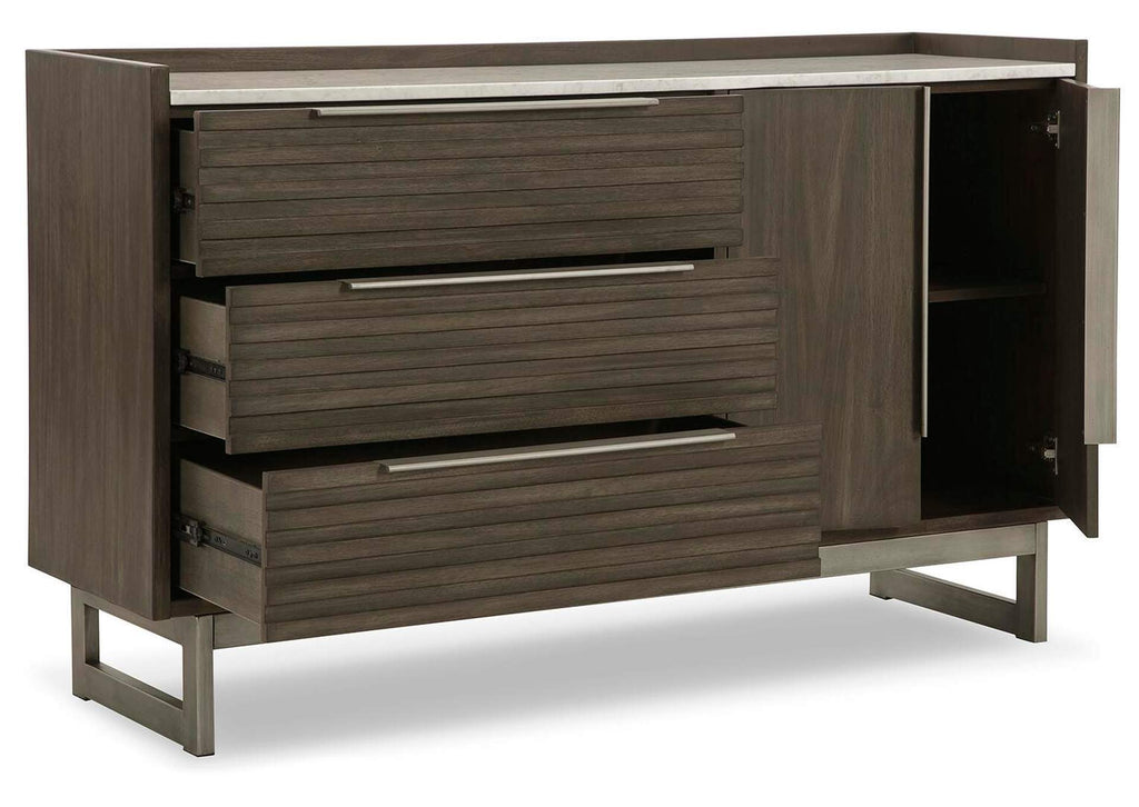 Arkenton King Panel Bed with Dresser angled view