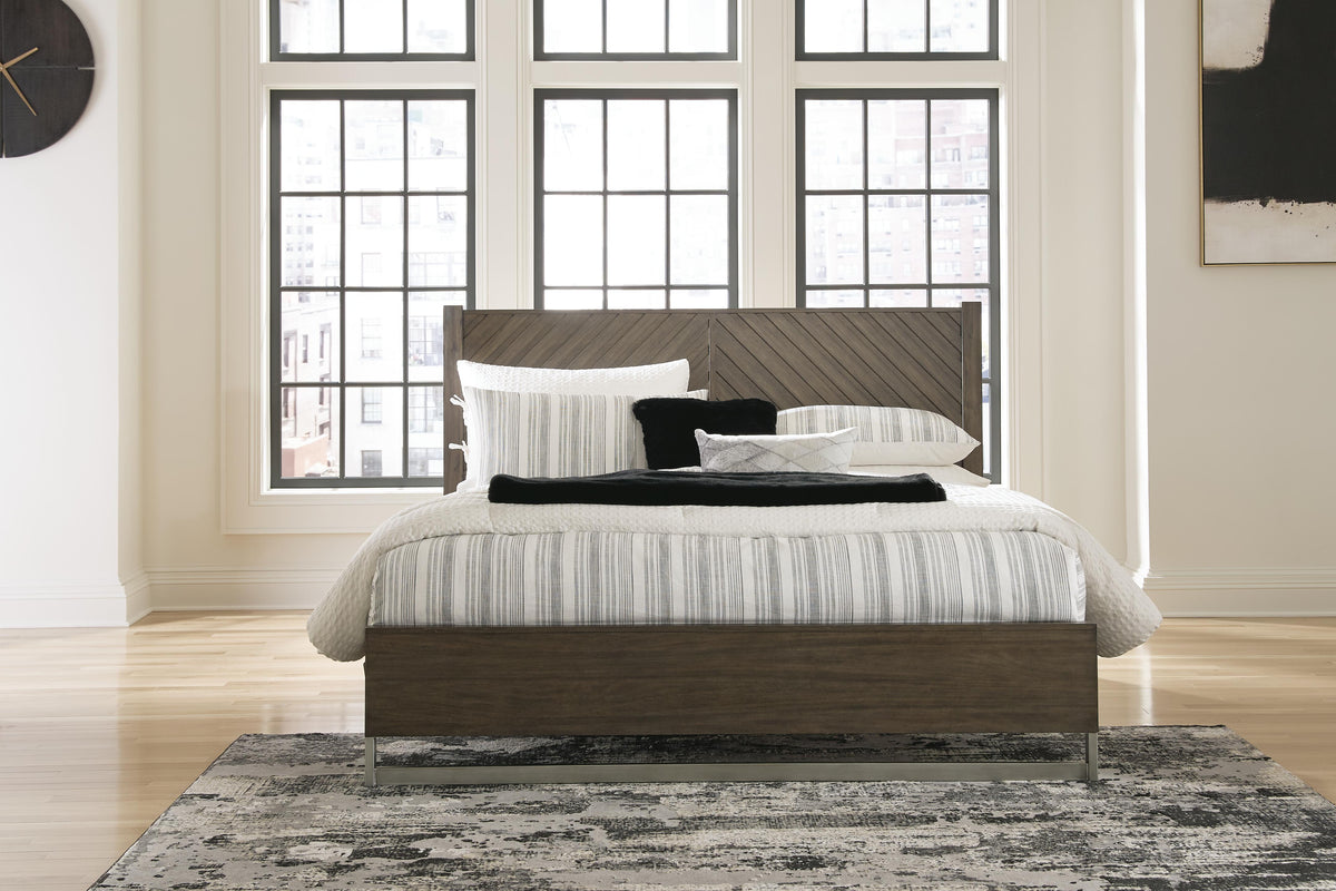 Arkenton King Panel Bed in Grayish Brown, alternate view 2
